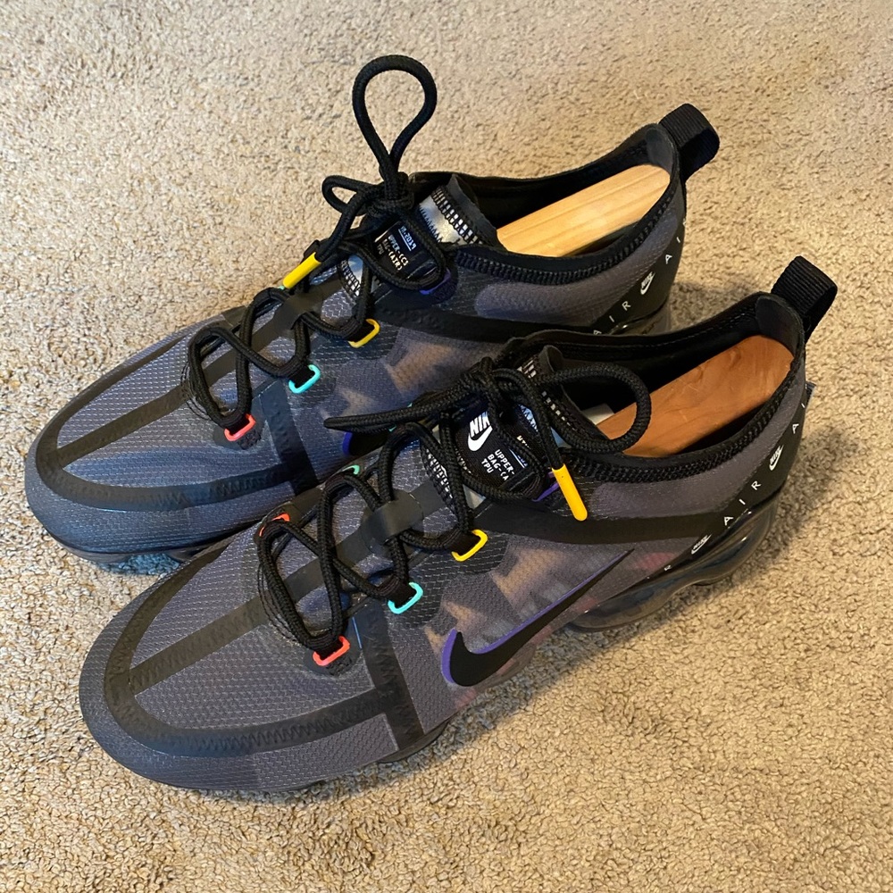 Nike Air Vapormax Flyknit Size 10.5